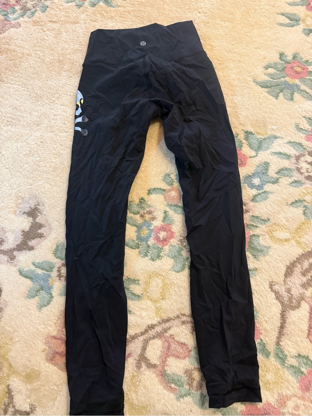 Lululemon/SoulCycle skull logo leggings - Picture 2 of 2